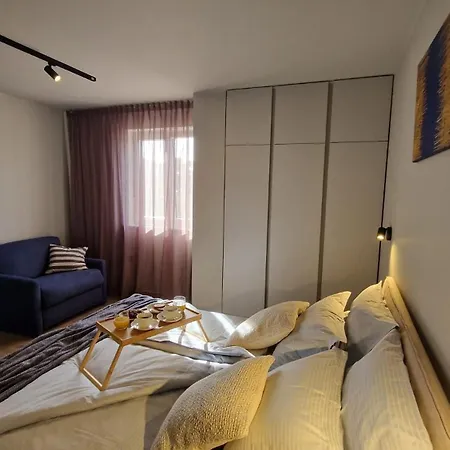 4r Royal Rojnic 3 *